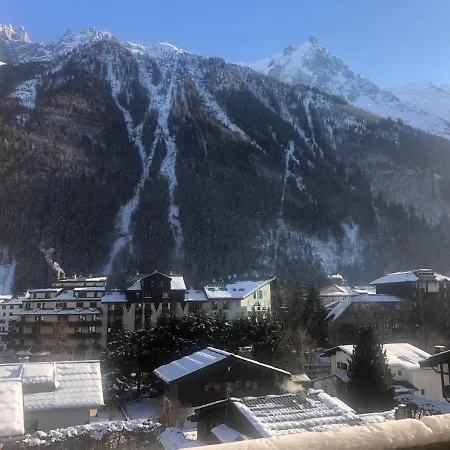 Duplex Avec Sauna Et Vue Mont Blanc Au Centre De Chamonix * 霞慕尼