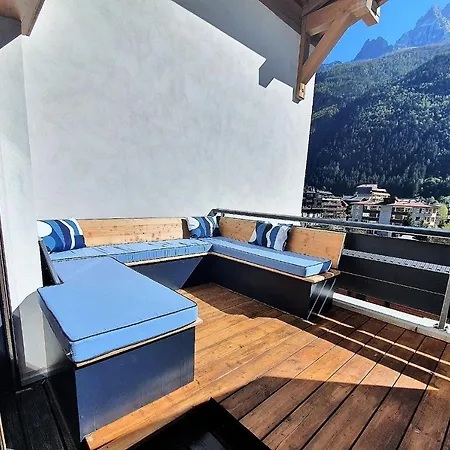 Duplex Avec Sauna Et Vue Mont Blanc Au Centre De Chamonix * 霞慕尼